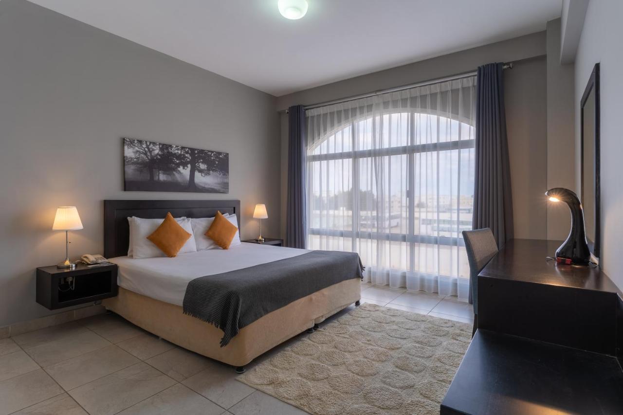 Midan Hotel Suites マスカット エクステリア 写真